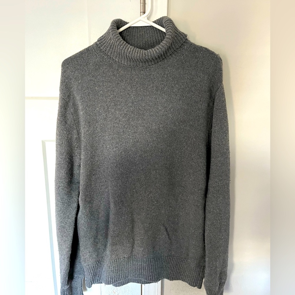J crew grey sweater turtle neck